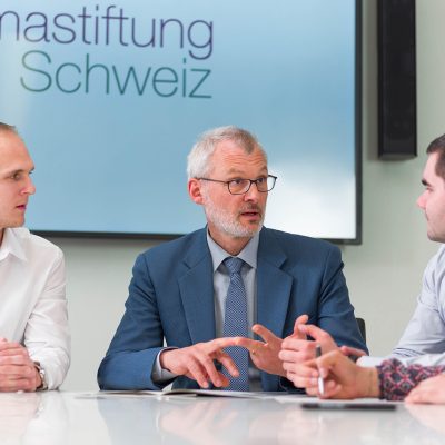 Geschäftsleiter Vincent Eckert in einem meeting